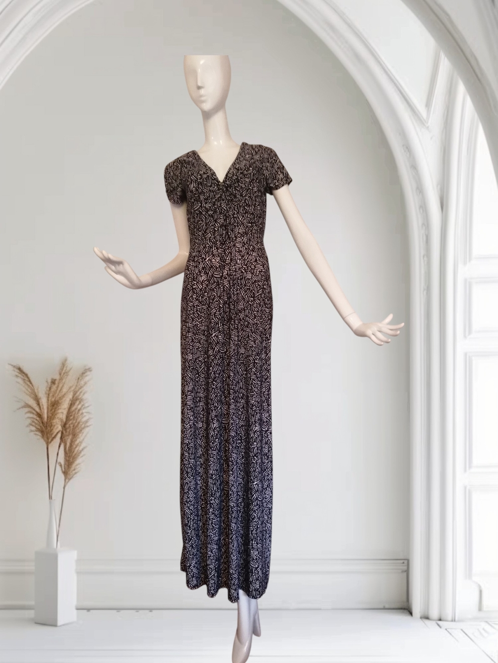 V-Neck Black Floral Maxi Dress with Short Sleeves